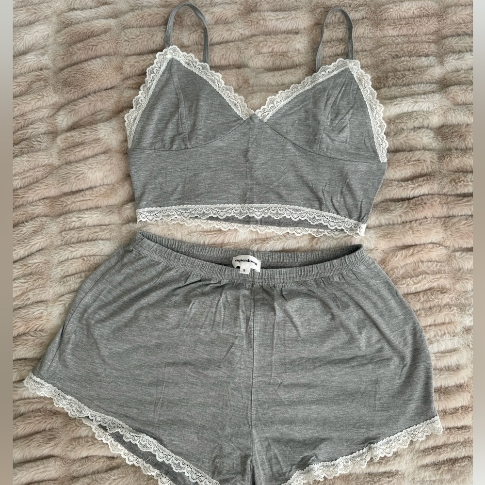 superdown Grey Lace-Trim Sleep Short Set - Picture 2 of 4